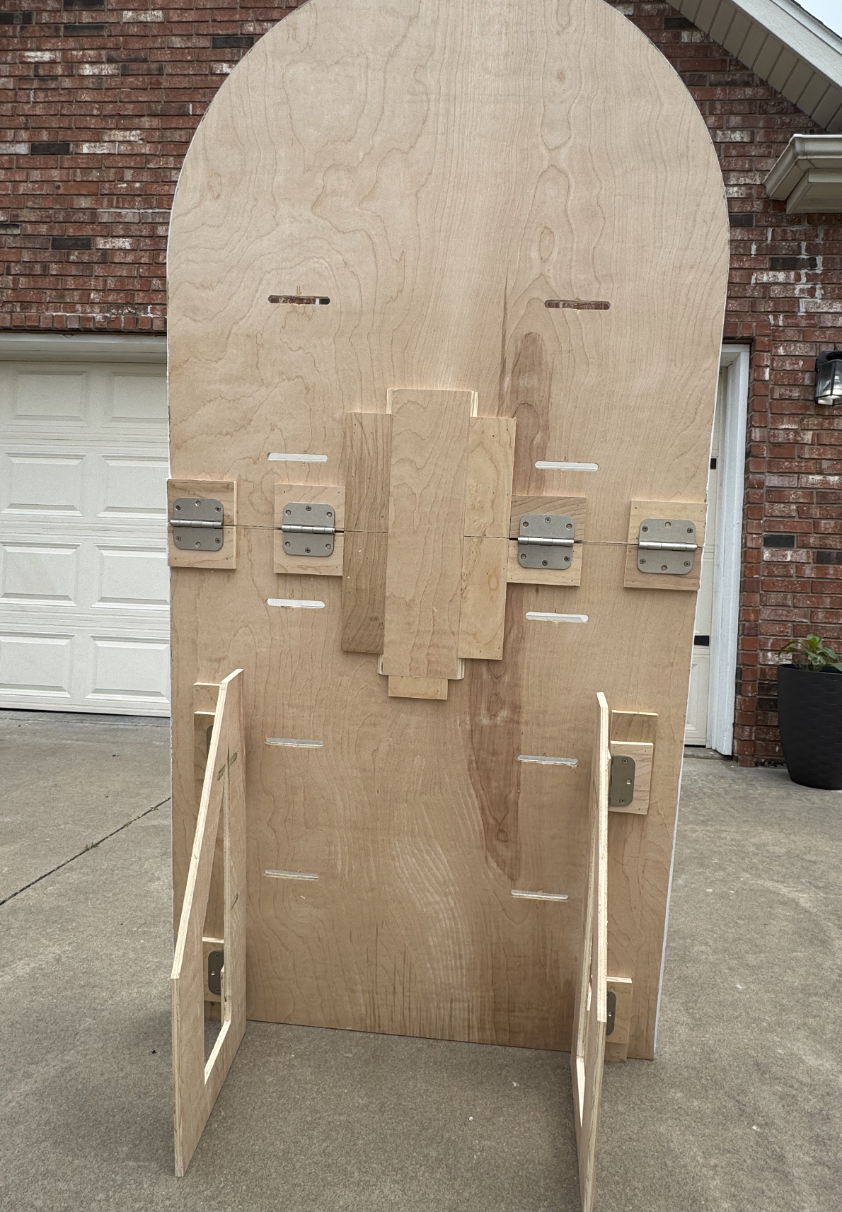 Foldable Treat Wall Arch - Image 4